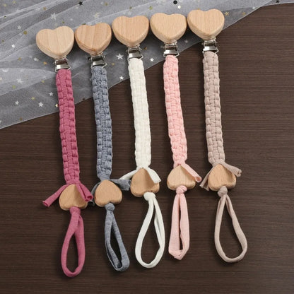 Attache Tétune Bébé  en Forme de Cœur