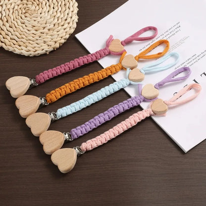 Attache Tétune Bébé  en Forme de Cœur