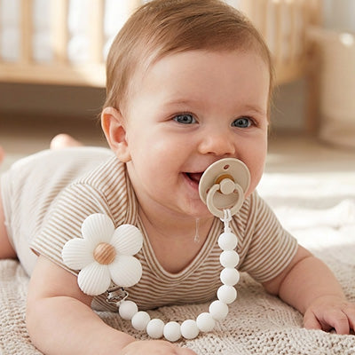 Attache tétine Bébé  en forme de fleur